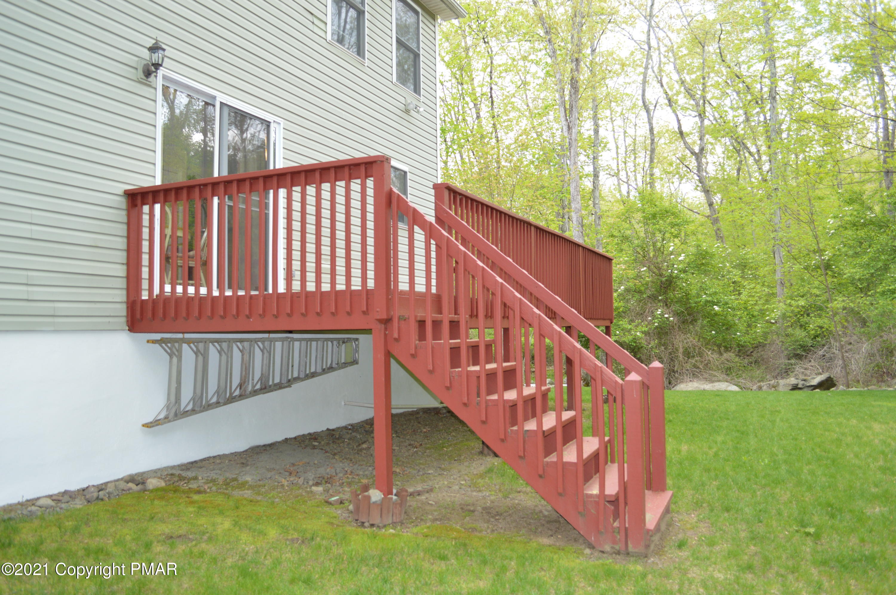 429 Timber Hill Road Henryville, PA 18332 - Photo 20 of 23 Large deck