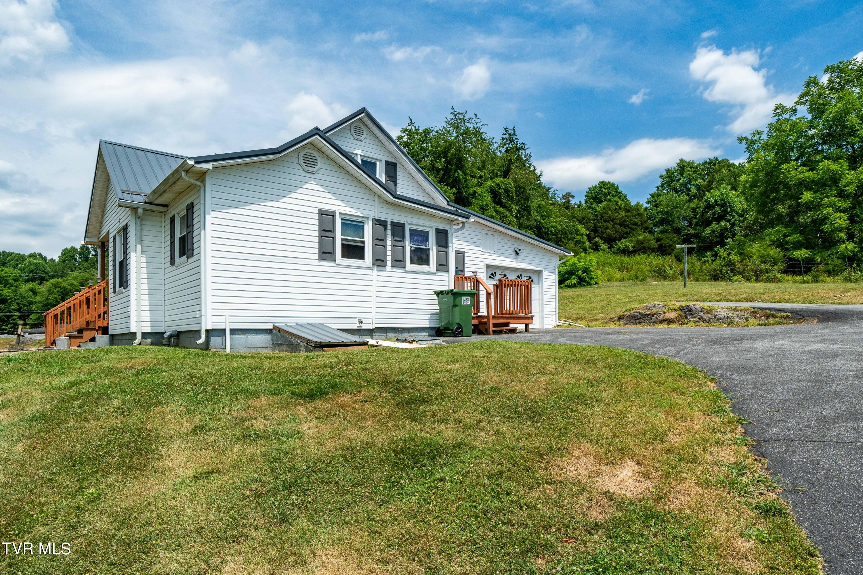 583 Watauga Road Watauga, TN 37694 - Photo 40 of 69 583 Watauga Rd (41 of 70)