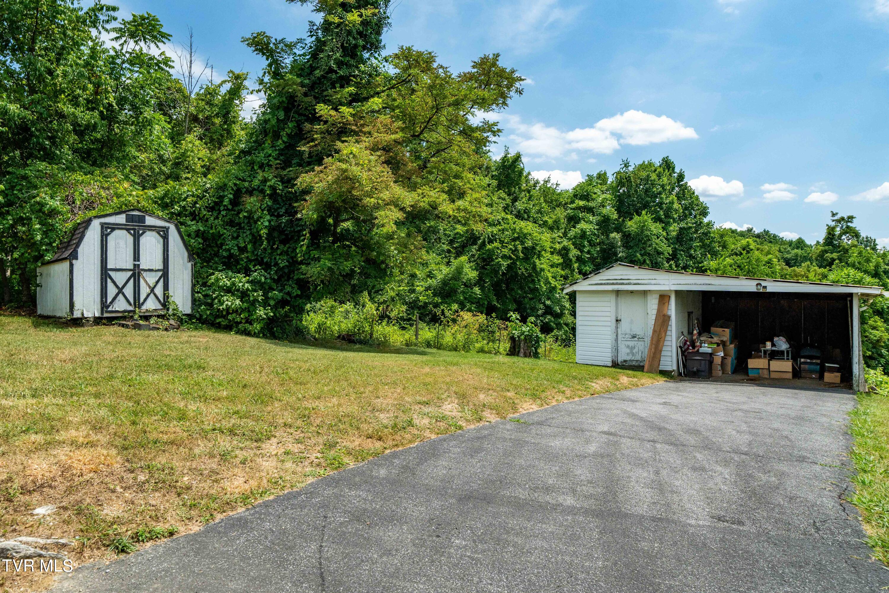 583 Watauga Road Watauga, TN 37694 - Photo 42 of 69 583 Watauga Rd (43 of 70)