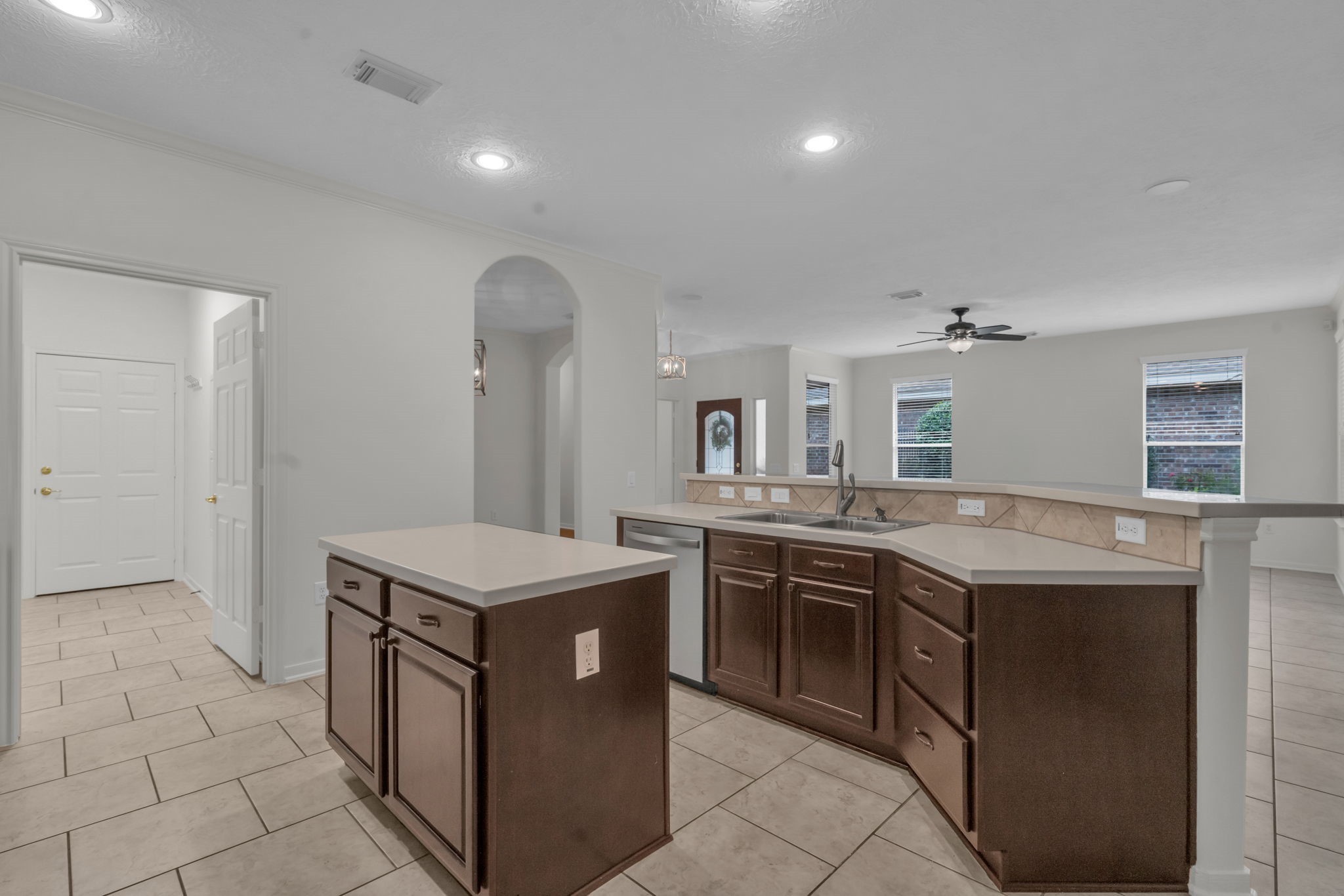 26 Paddington Way Conroe, TX 77384 - Photo 21 of 50