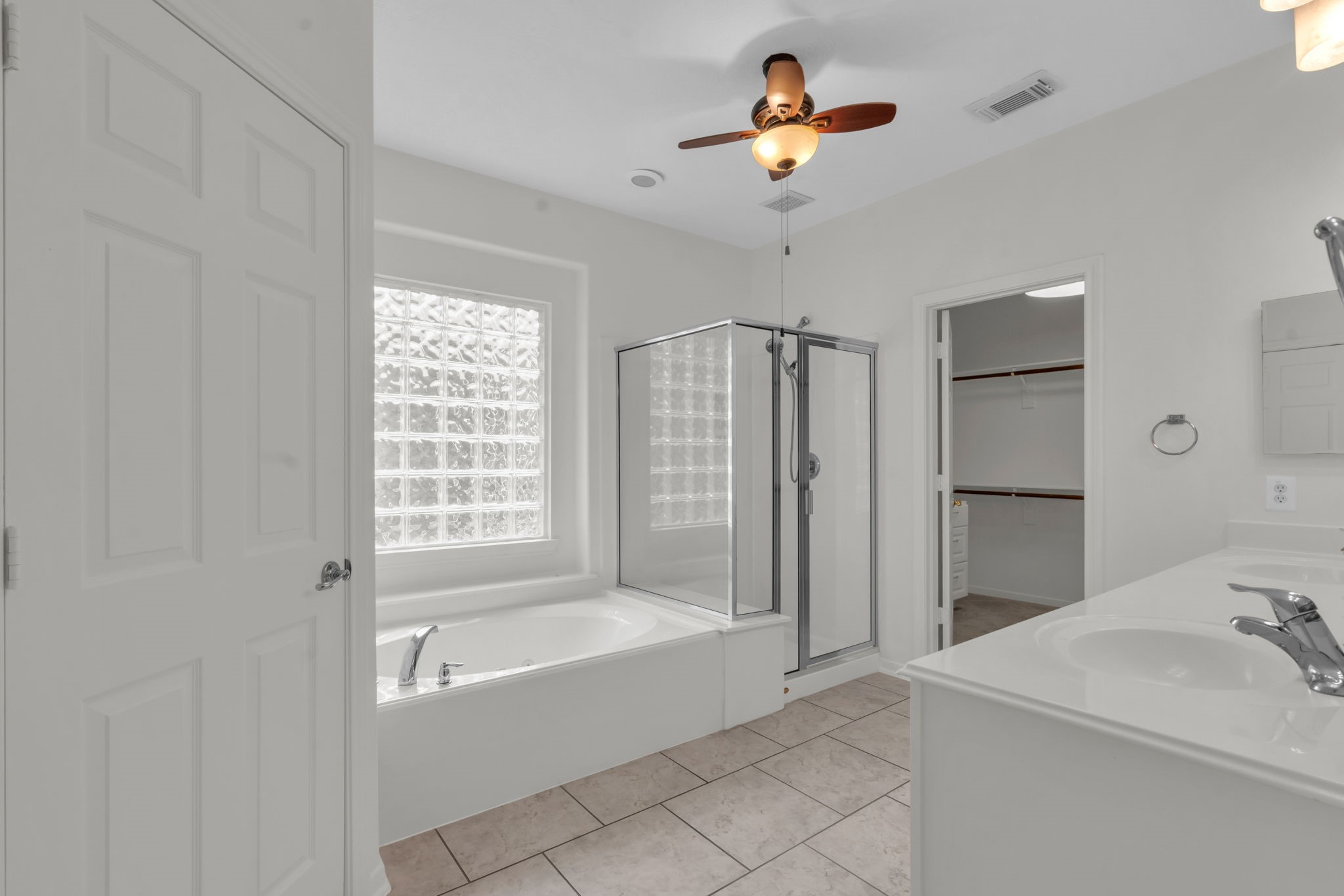 26 Paddington Way Conroe, TX 77384 - Photo 30 of 50