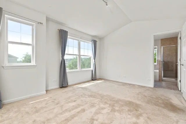 $2,550 | 3568 Gabrielle Lane, Aurora, IL 60504