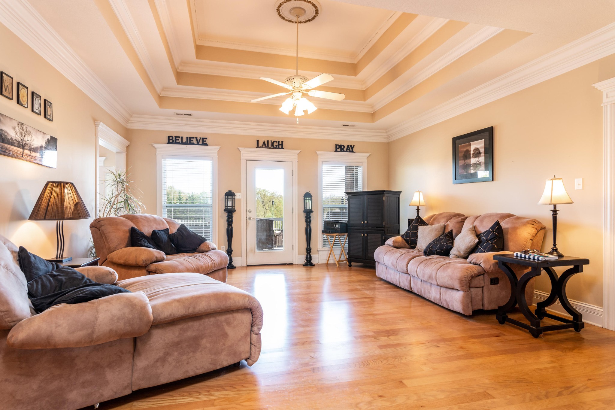 1132 Houston Springs Road Greenback, TN 37742 - Photo 8 of 30 a living room with furniture and a chandelier
