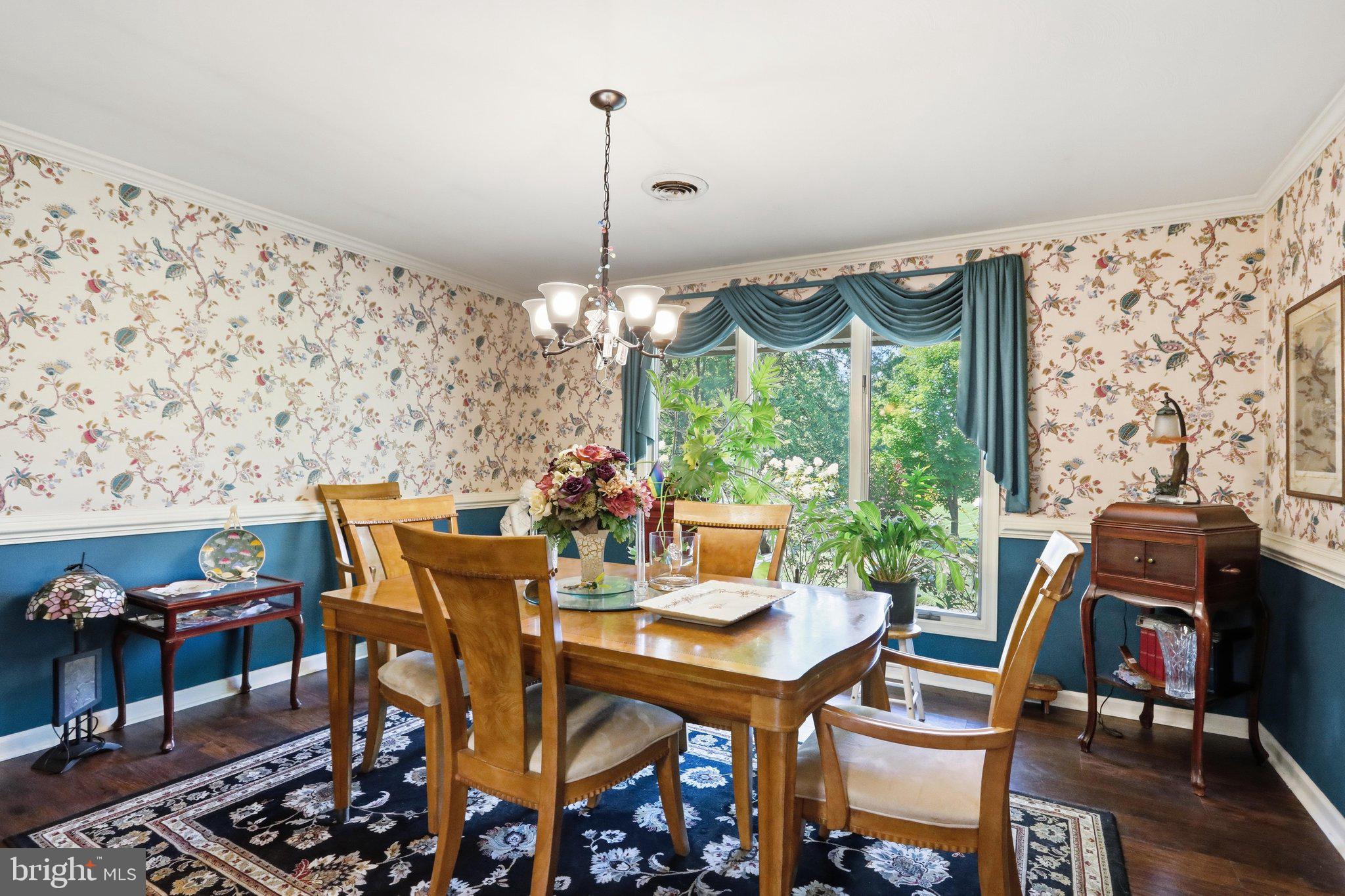 414 Devil's Backbone Overlook Stephenson, VA 22656 - Photo 27 of 72 Formal Dining Space