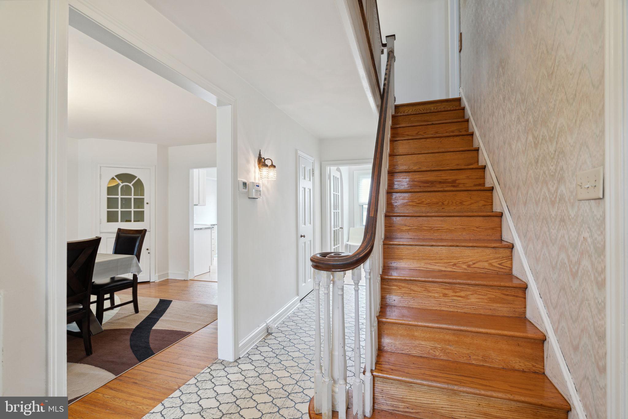 1406 Edgevale Road Wynnewood, PA 19096 - Photo 11 of 39