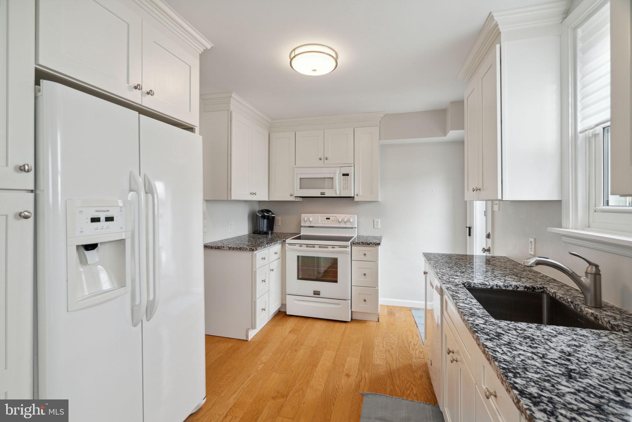 1406 Edgevale Road Wynnewood, PA 19096 - Photo 16 of 39