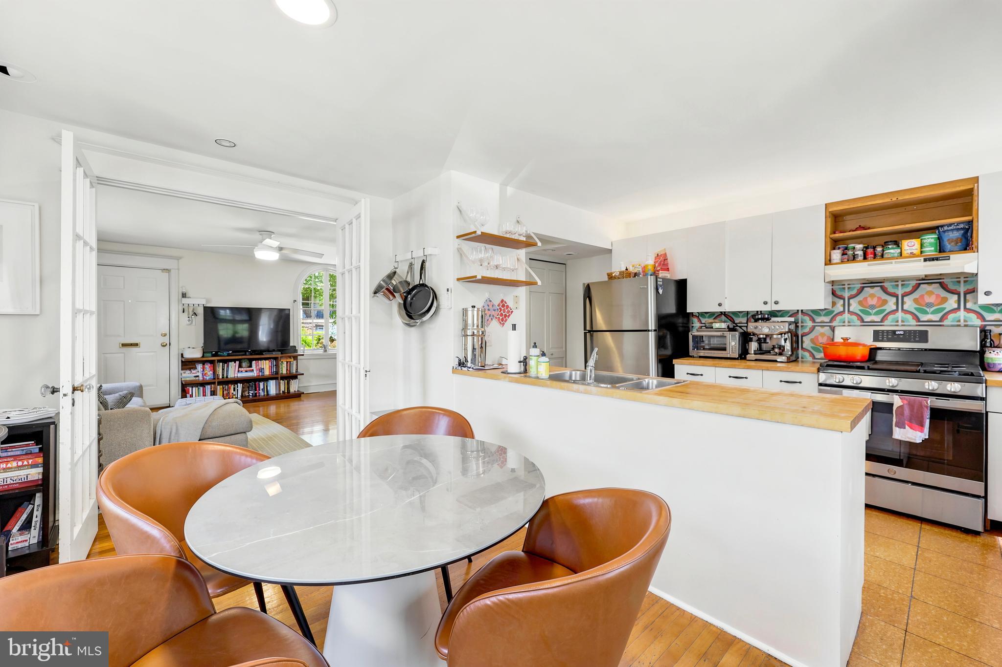 450 Wellesley Road Philadelphia, PA 19119 - Photo 6 of 16