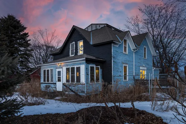 $420,000 | 5075 County Road 33, New Germany, MN 55367