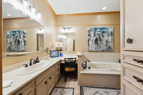 $4,945,000 | 1224 Haines Road, Sheridan, TX 77475