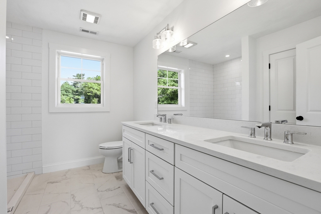 294 Salem Road Dracut, MA 01826 - Photo 22 of 33