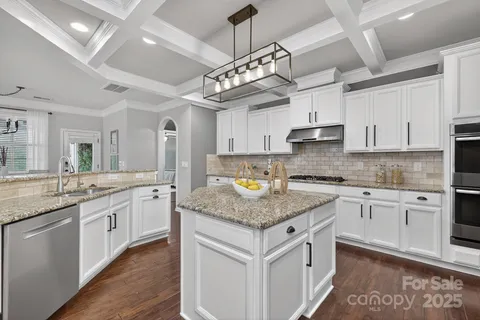 $815,000 | 3400 Ringtail Drive, Waxhaw, NC 28173