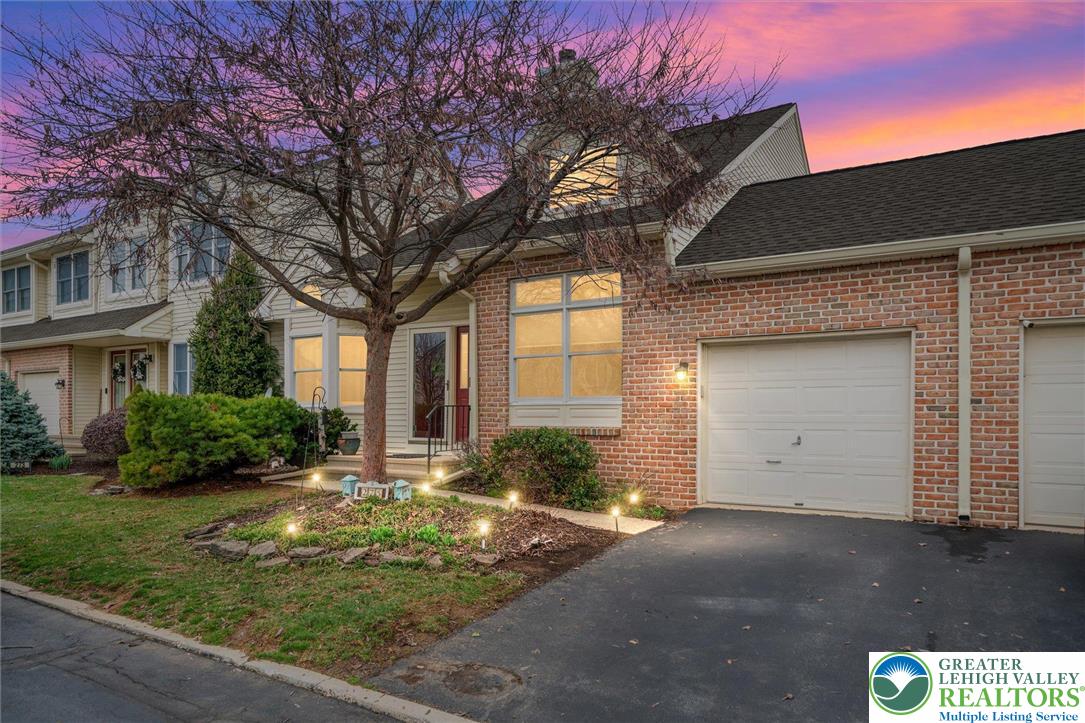 275 Ridings Circle Macungie, PA 18062 - Photo 1 of 24 Gallery Image 1