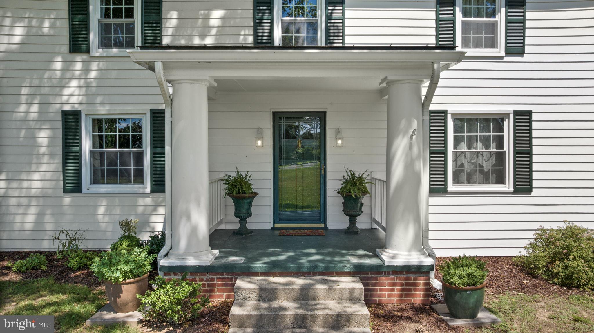 1815 Country Road Beaverdam, VA 23015 - Photo 84 of 104 Inviting front entry