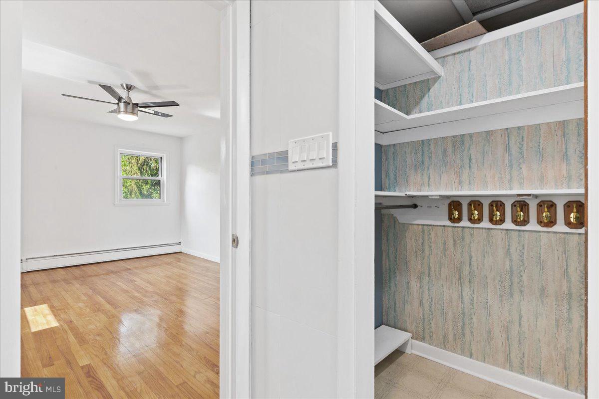 8 Maddock Drive Ewing, NJ 08628 - Photo 16 of 39