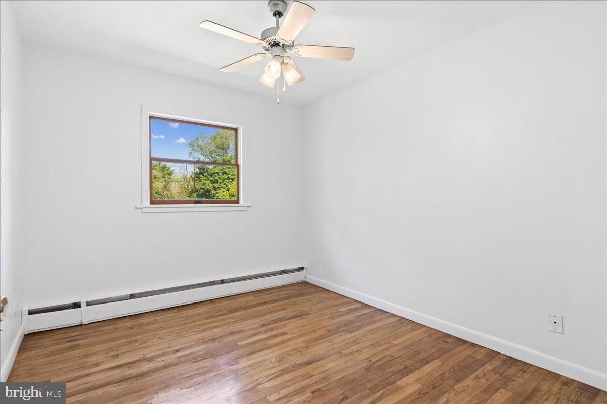 8 Maddock Drive Ewing, NJ 08628 - Photo 17 of 39