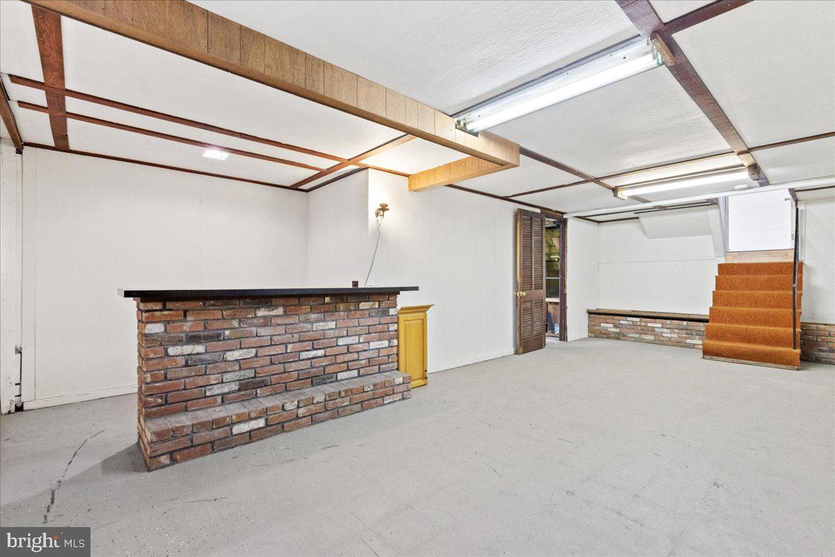 8 Maddock Drive Ewing, NJ 08628 - Photo 28 of 39