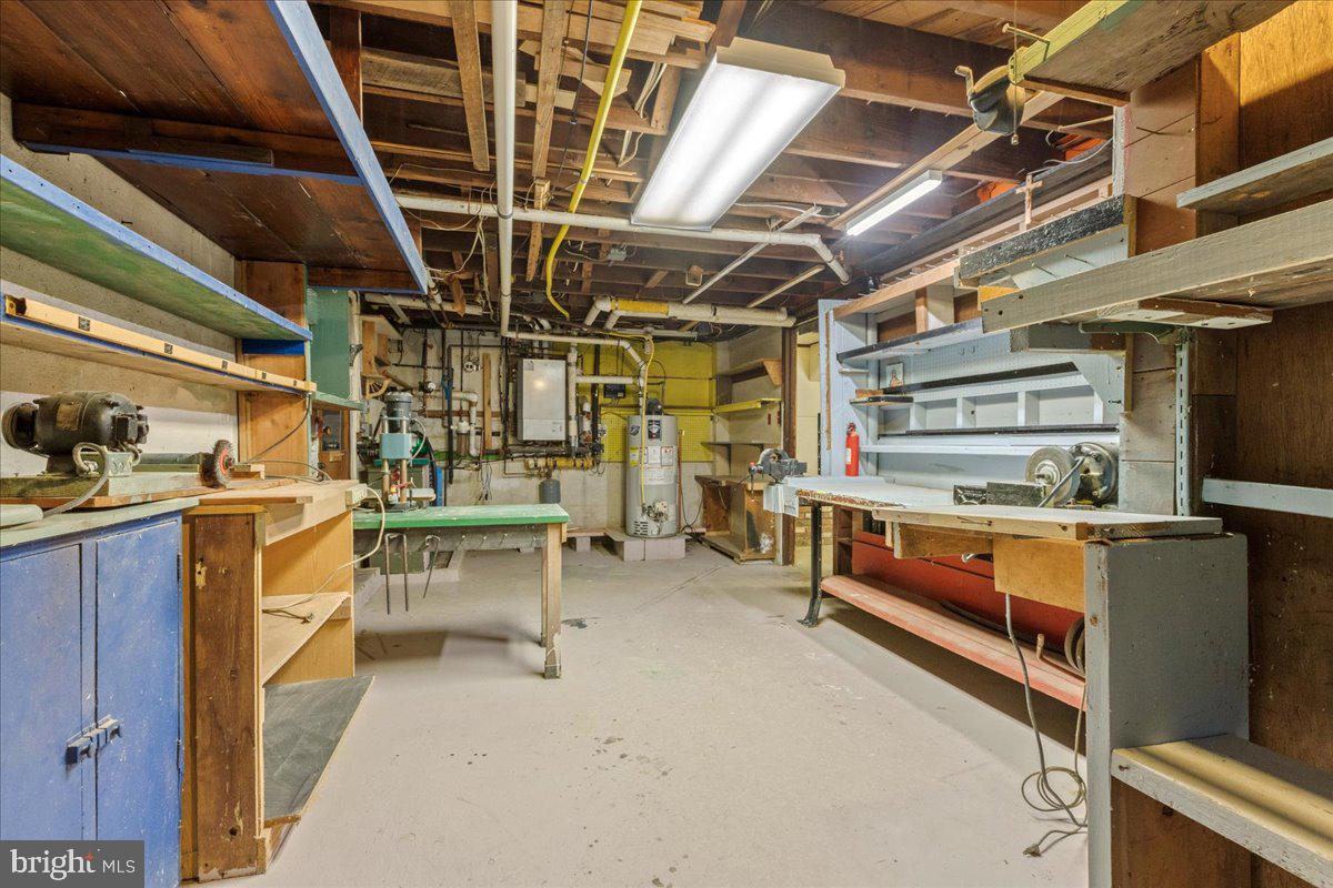 8 Maddock Drive Ewing, NJ 08628 - Photo 30 of 39