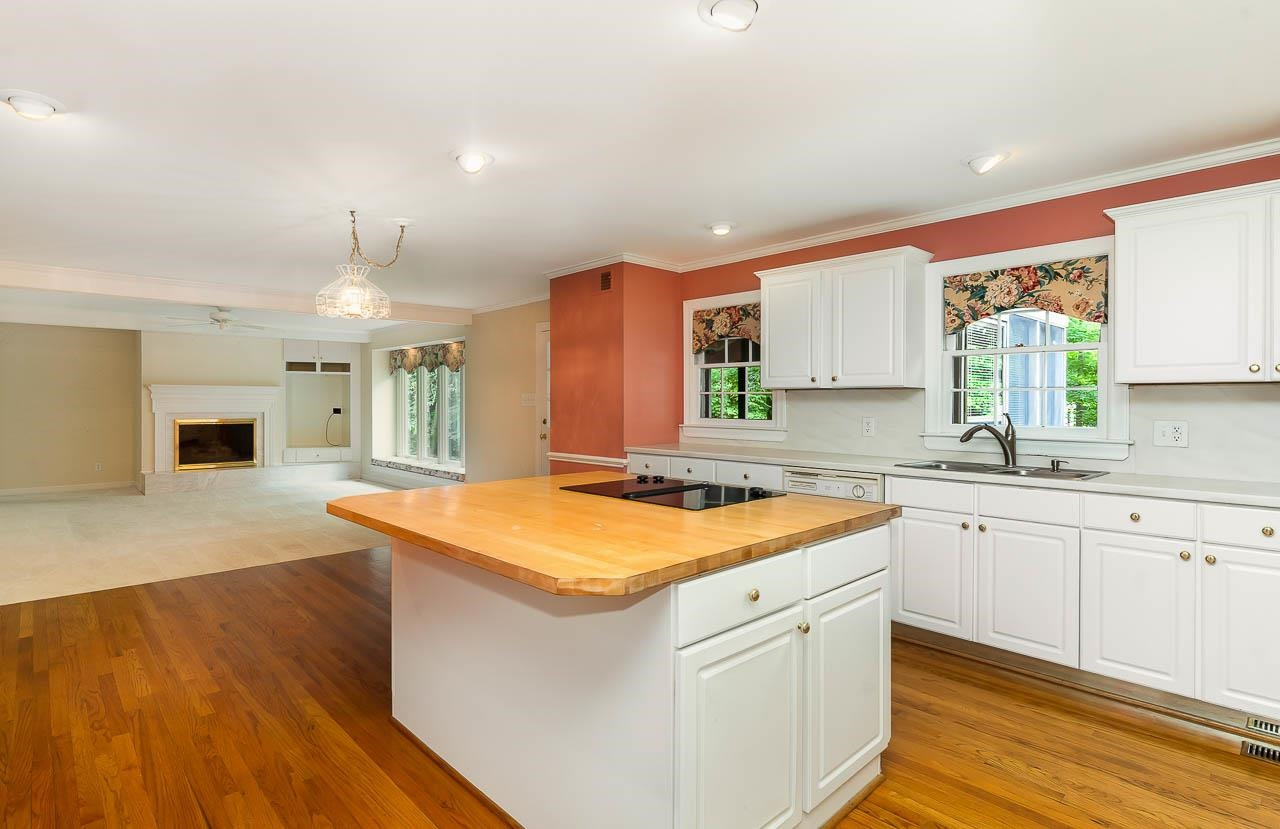 2511 Kingsley Road Raleigh, NC 27612 - Photo 13 of 50 Photo 13