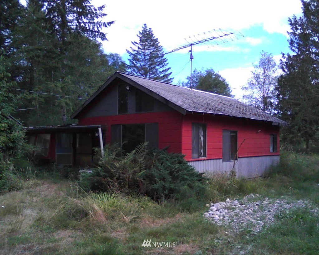 632 Shanklin Road Onalaska, WA 98570 - Photo 1 of 7 Gallery Image 1