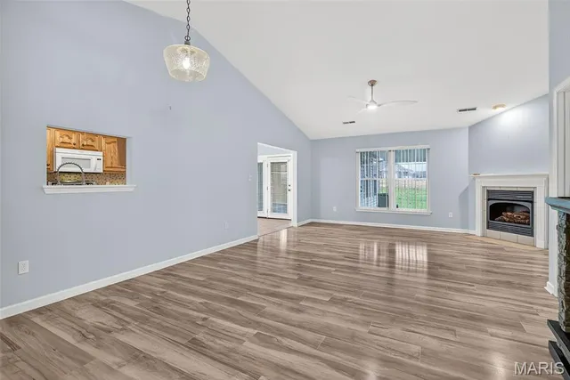 $199,900 | 102 Black Oak Drive, Unit A, Park Hills, MO 63601