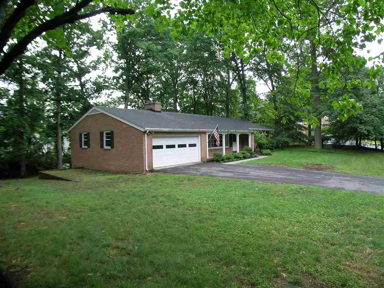 3409 North Indian Spring Road Charlottesville, VA 22901 - Photo 3 of 29 Gallery Image 3