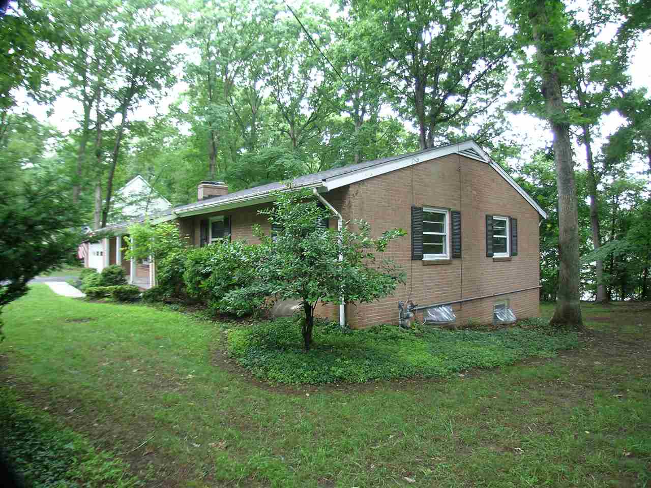 3409 North Indian Spring Road Charlottesville, VA 22901 - Photo 4 of 29 Gallery Image 4