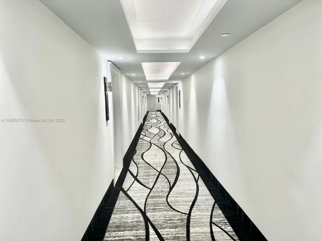 $2,500 | 3180 South Ocean Drive, Unit 303, Hallandale Beach, FL 33009