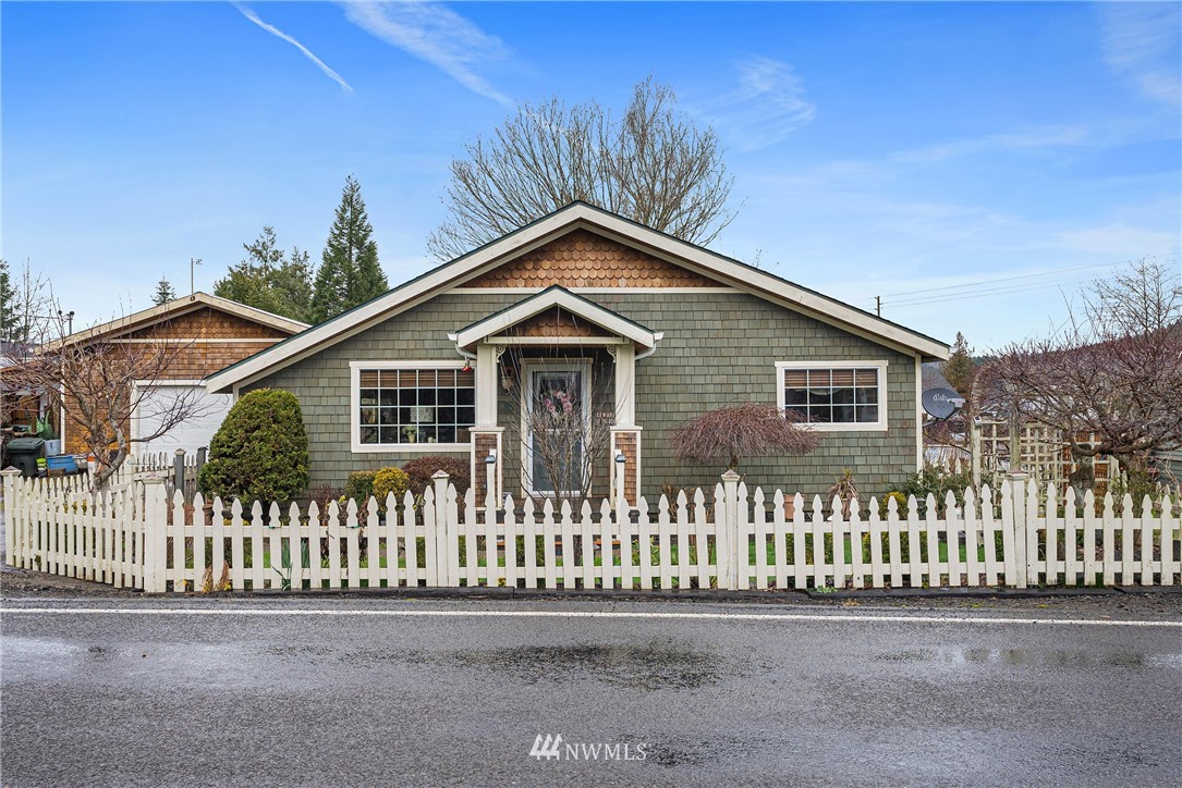 10 Rue Creek Road Raymond, WA 98577 - Photo 1 of 30 Gallery Image 1
