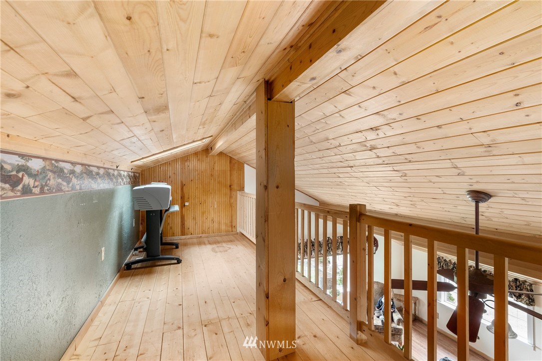 10 Rue Creek Road Raymond, WA 98577 - Photo 11 of 30 Gallery Image 11