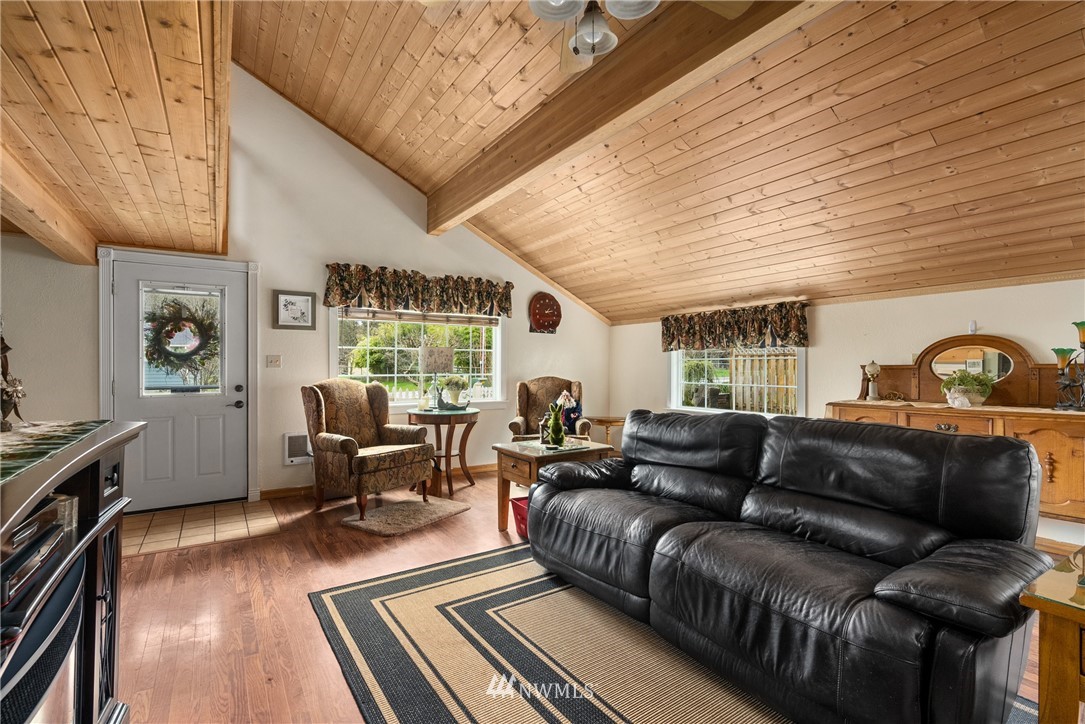 10 Rue Creek Road Raymond, WA 98577 - Photo 7 of 30 Gallery Image 7