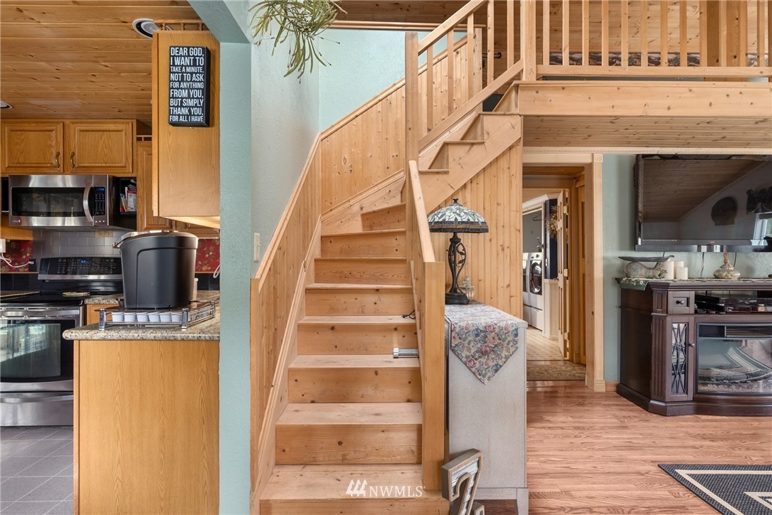 10 Rue Creek Road Raymond, WA 98577 - Photo 10 of 30 Gallery Image 10
