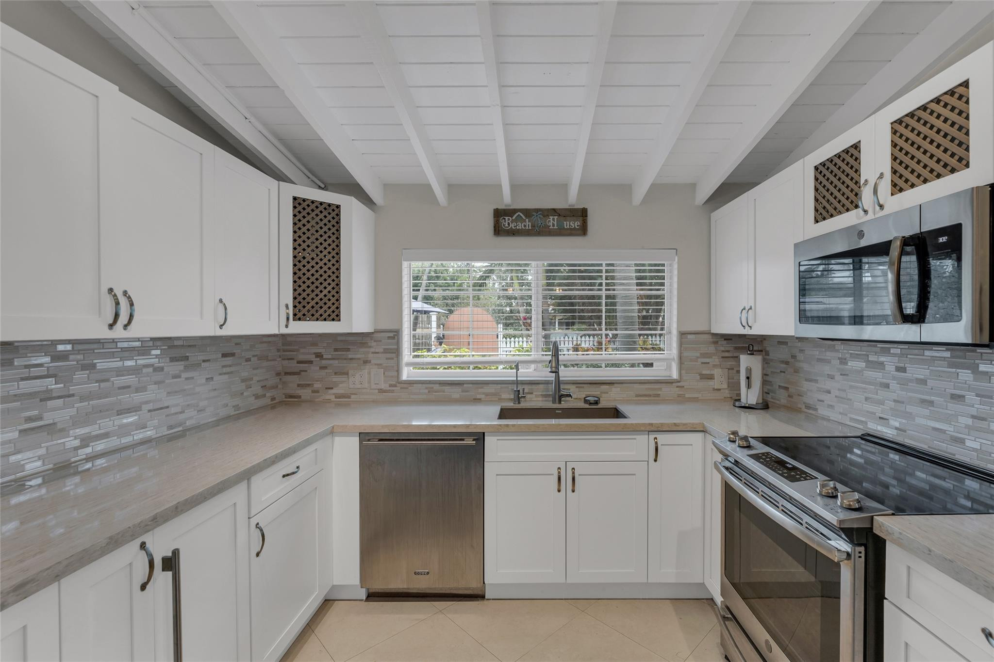 3405 Barton Road Pompano Beach, FL 33062 - Photo 18 of 73 Photo 18