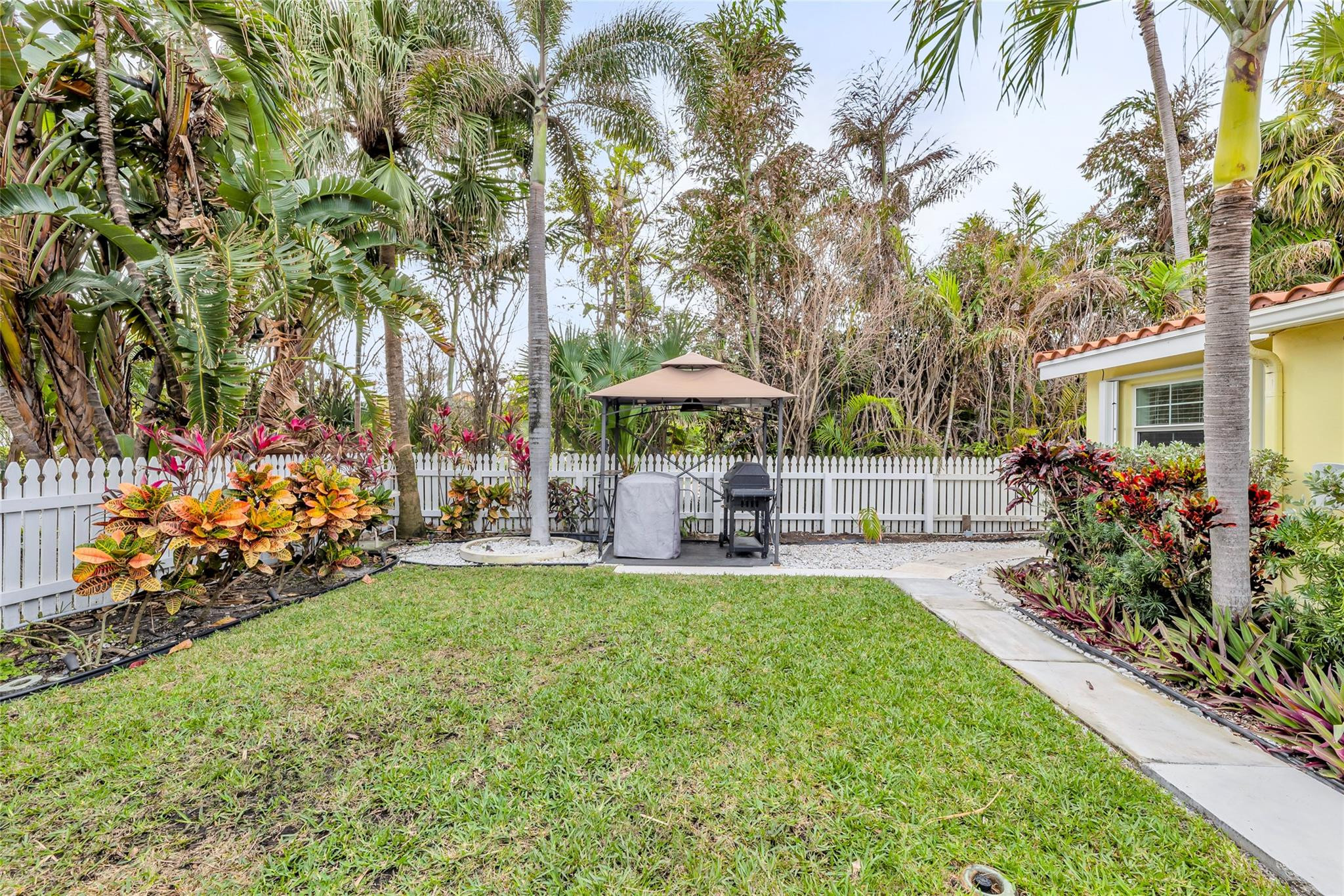 3405 Barton Road Pompano Beach, FL 33062 - Photo 9 of 73 Photo 9