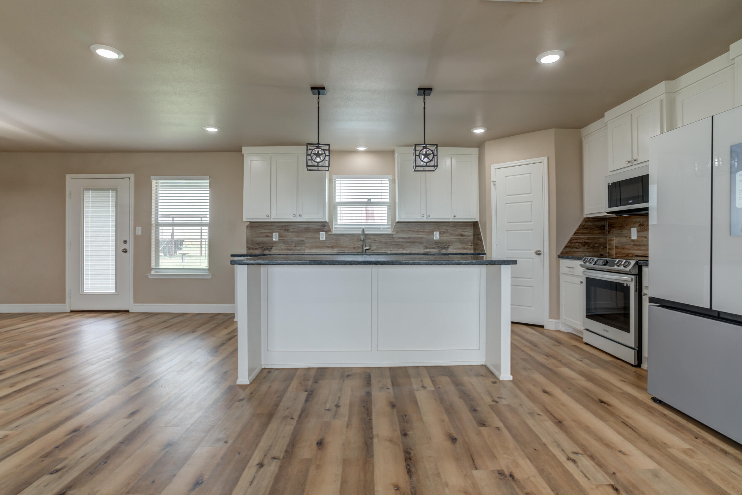 10721 County Road 6000 Shallowater, TX 79363 - Photo 12 of 41 10721-CR-6000_Shallowater-TX_8