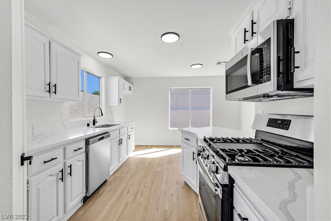 401 Cross Street Henderson, NV 89015 - Photo 11 of 27