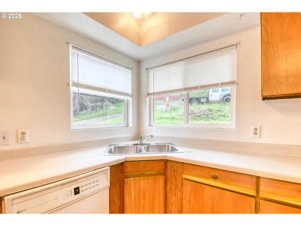 $299,000 | 1716 Southeast Court Avenue, Pendleton, OR 97801