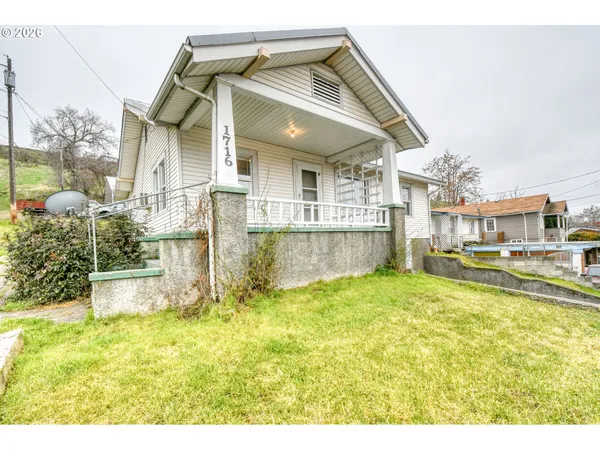 $299,000 | 1716 Southeast Court Avenue, Pendleton, OR 97801