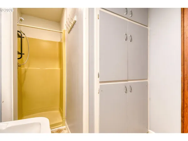 $299,000 | 1716 Southeast Court Avenue, Pendleton, OR 97801