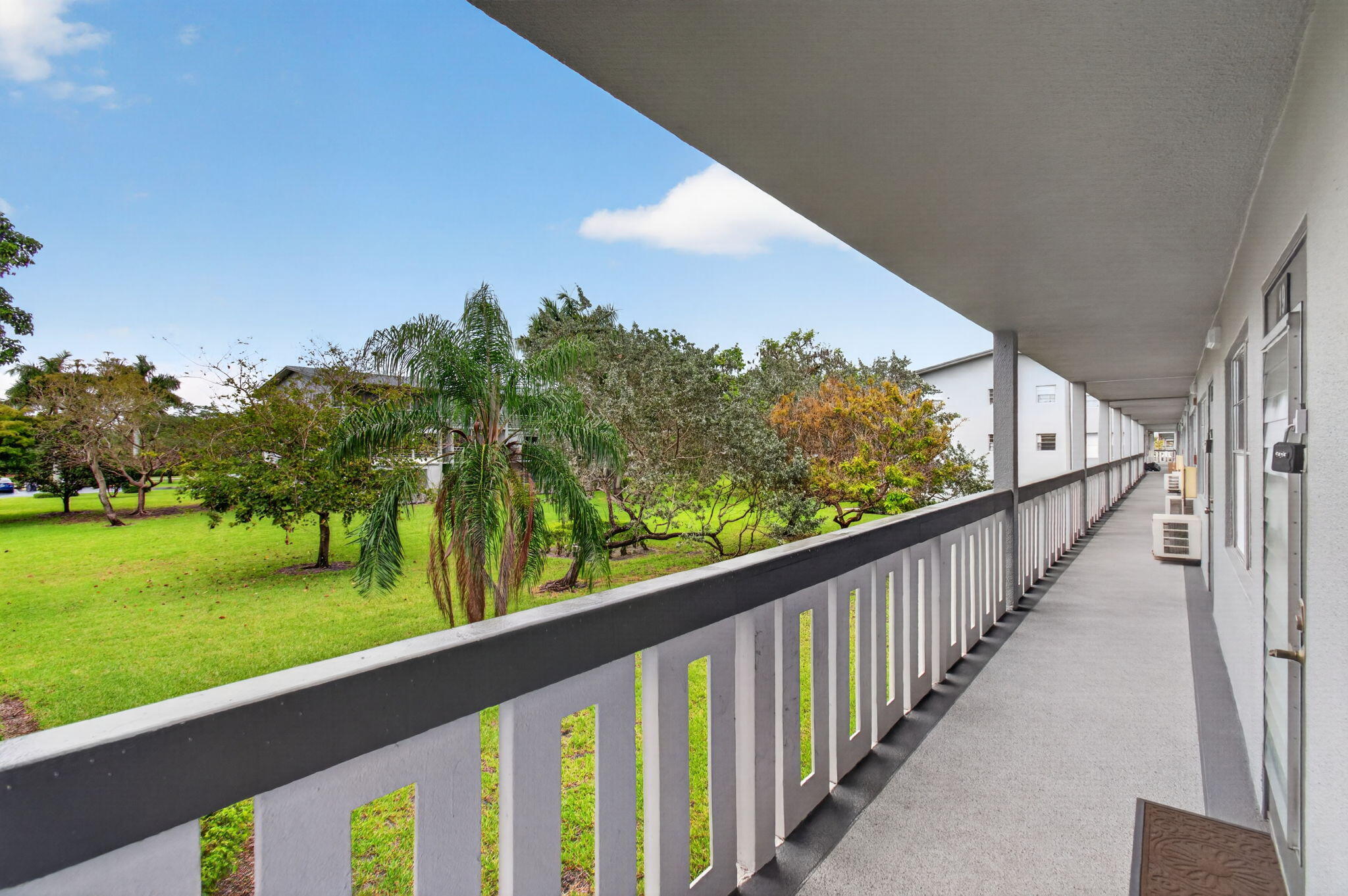 19 Suffolk A Boca Raton, FL 33434 - Photo 4 of 20 Front Door