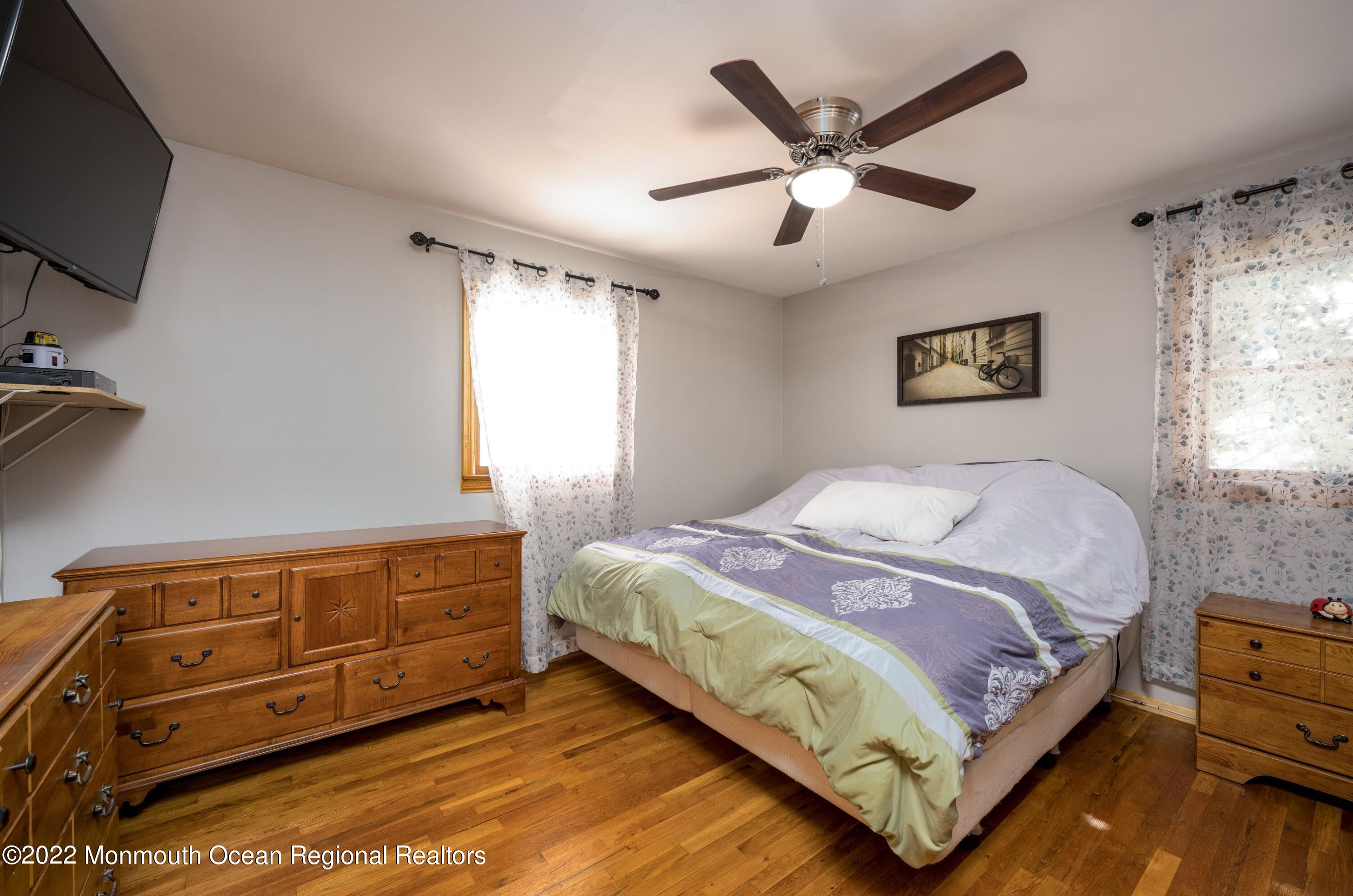 57 Salem Hill Road Howell, NJ 07731 - Photo 13 of 31 s21