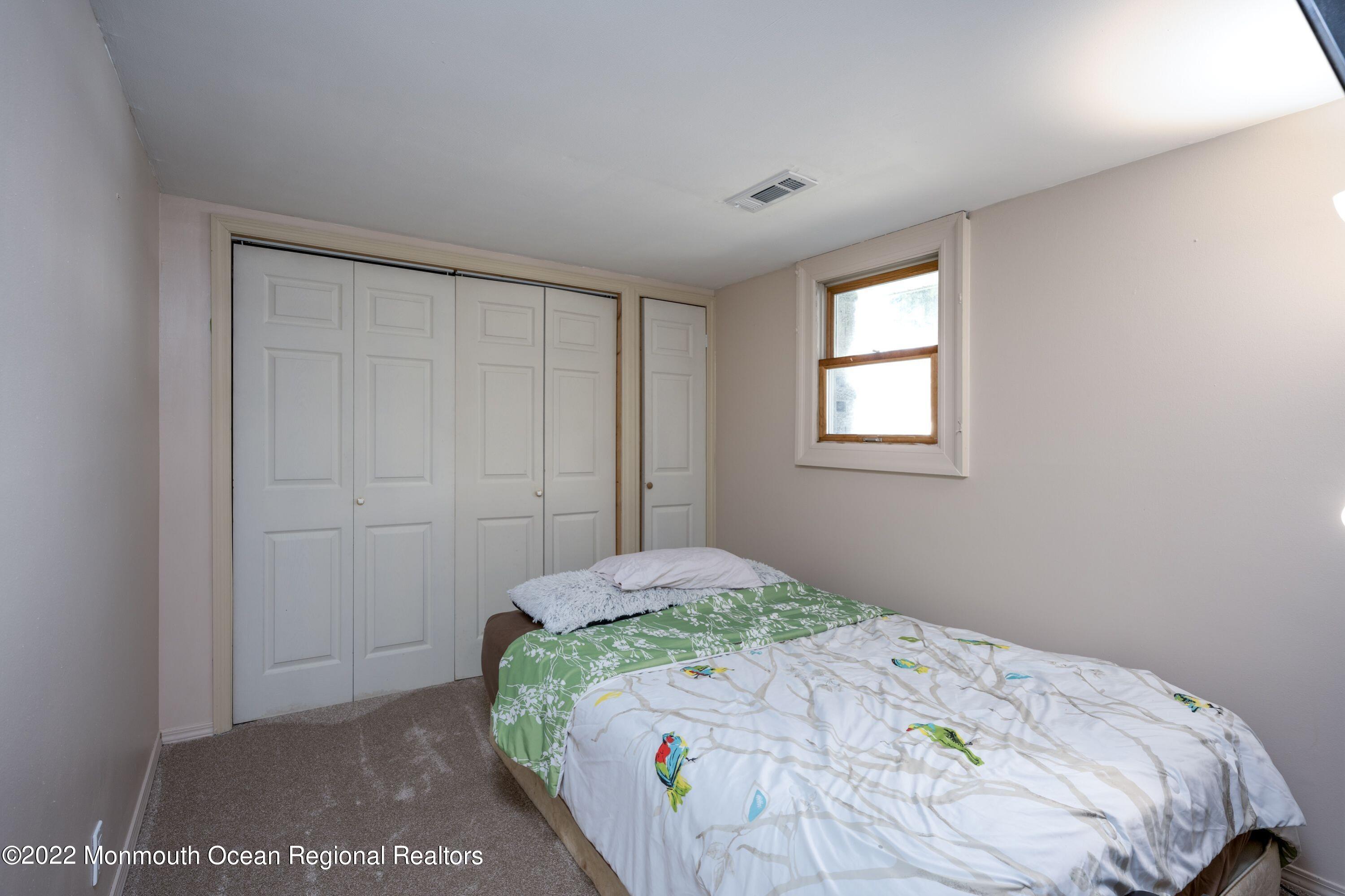 57 Salem Hill Road Howell, NJ 07731 - Photo 19 of 31 s25