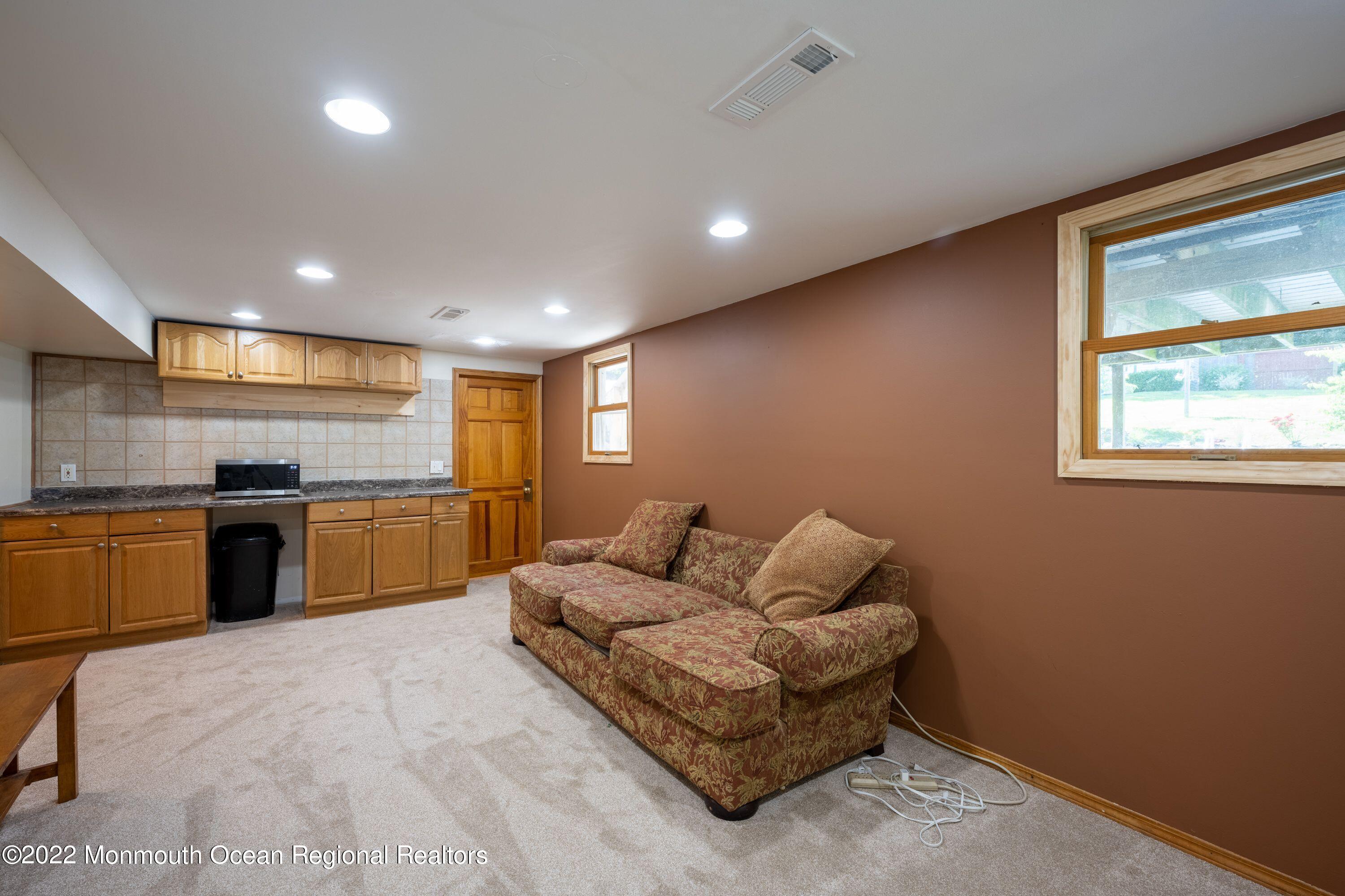 57 Salem Hill Road Howell, NJ 07731 - Photo 22 of 31 s28