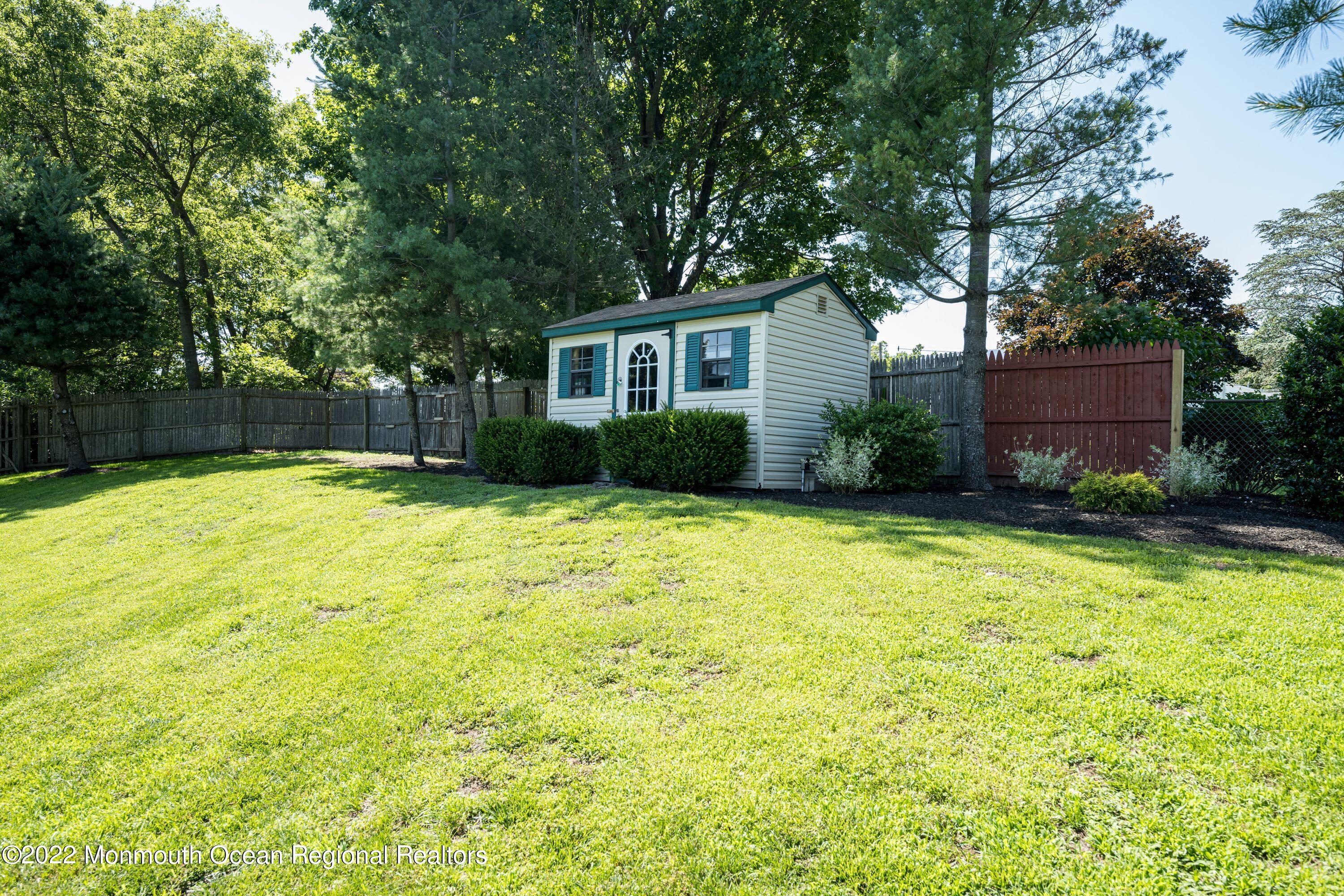 57 Salem Hill Road Howell, NJ 07731 - Photo 31 of 31 s5