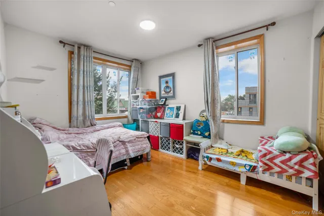 $668,000 | 58-04 Main Street, Unit 1A | Queensboro Hill