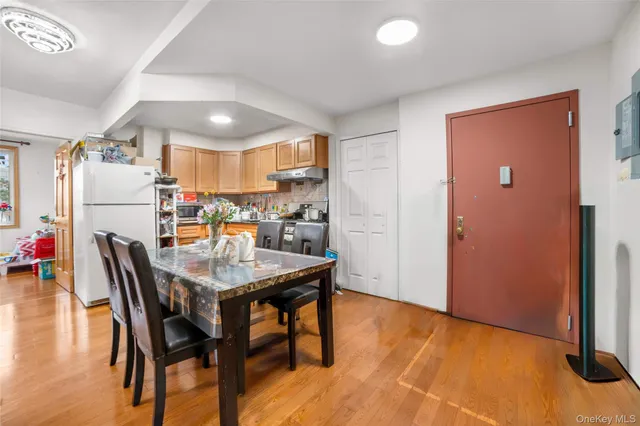 $668,000 | 58-04 Main Street, Unit 1A | Queensboro Hill