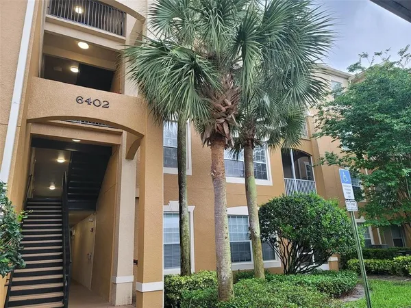 $1,950 | 6402 Cava Alta Drive, Unit 306, Orlando, FL 32835