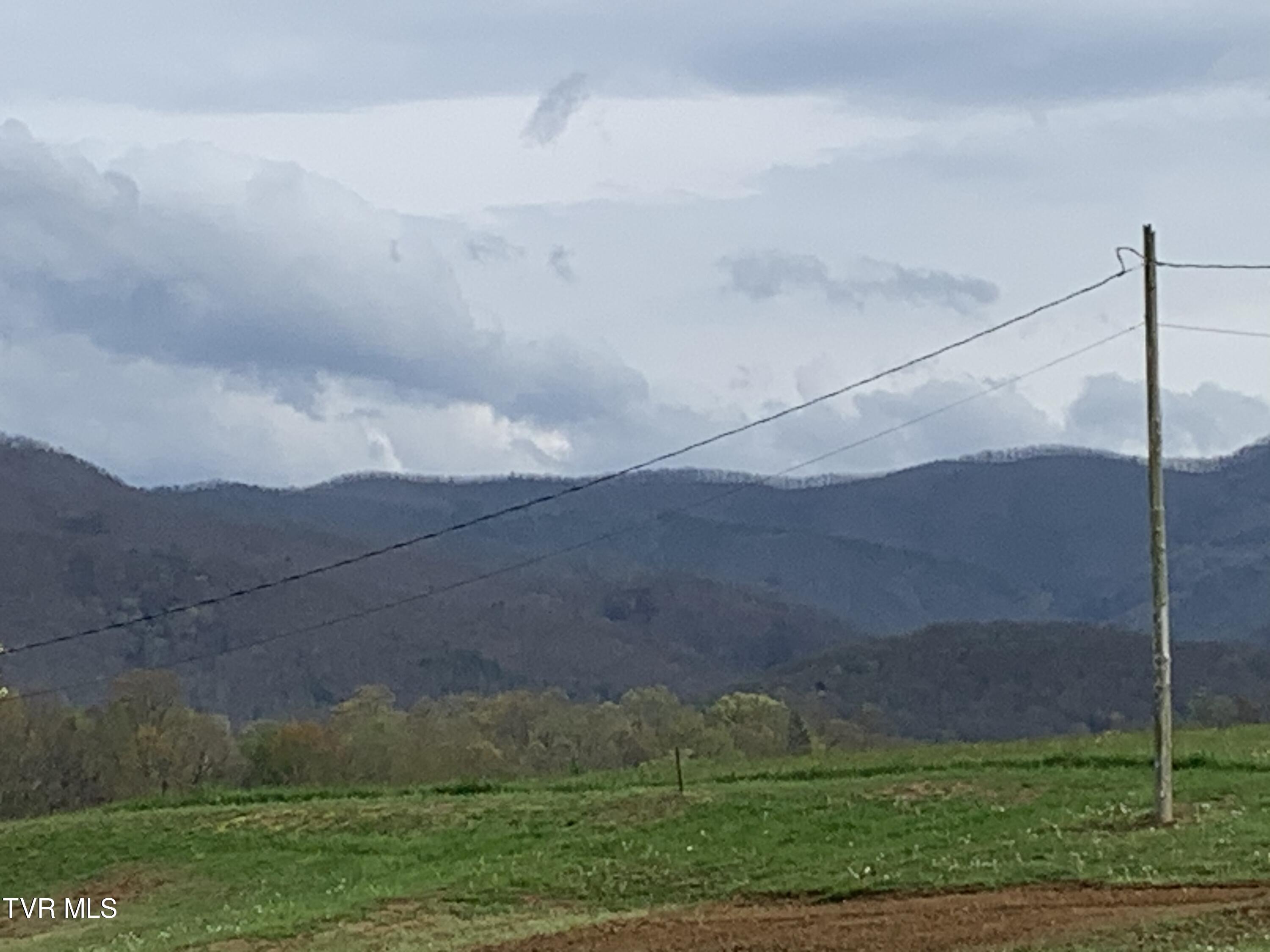 219 Pepper Mill Road Chuckey, TN 37641 - Photo 3 of 30 BD310EFD-533C-431F-9A81-A8D9B9FB963A