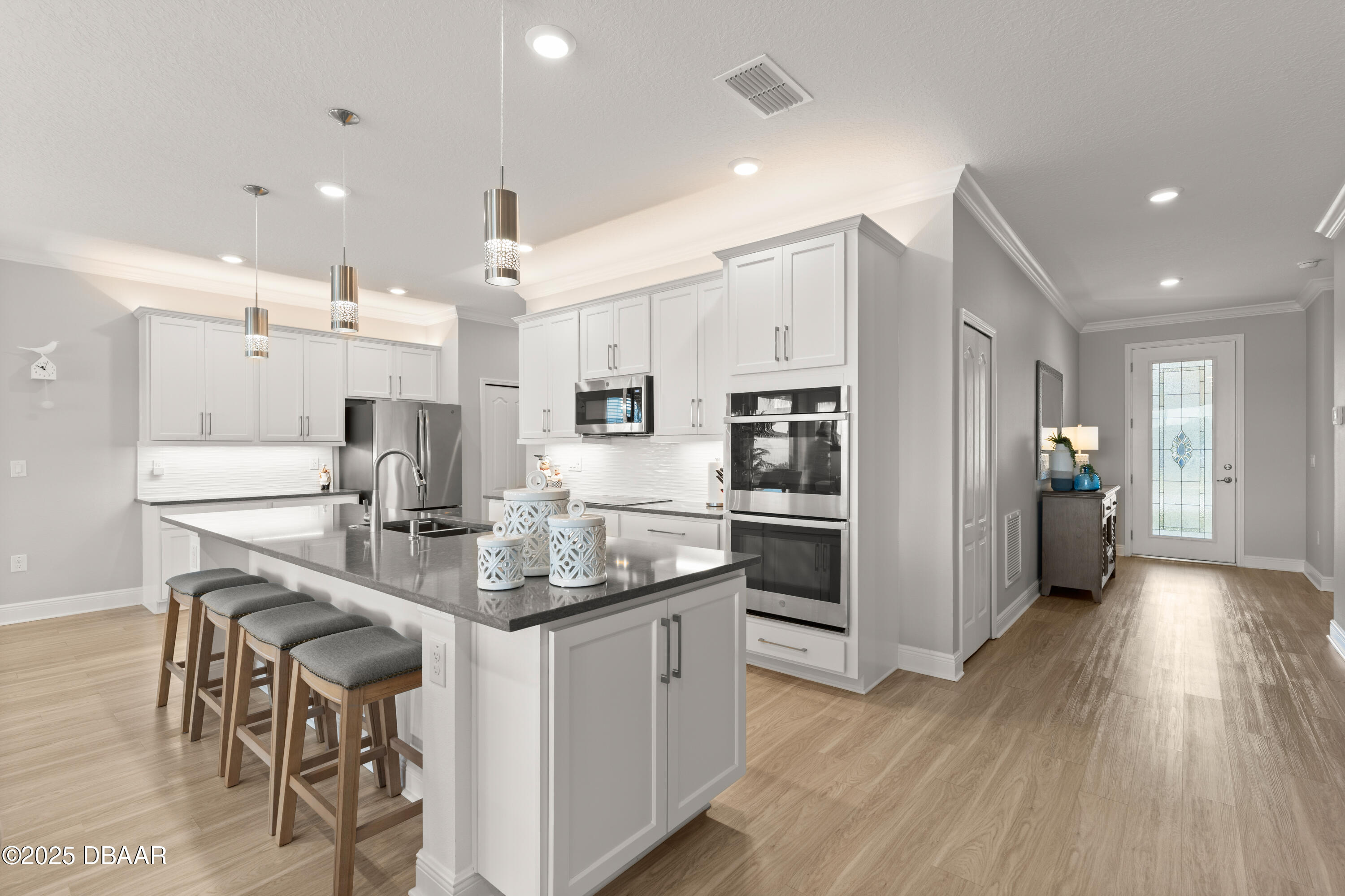 256 Jackson Loop DeLand, FL 32724 - Photo 10 of 46 Kitchen