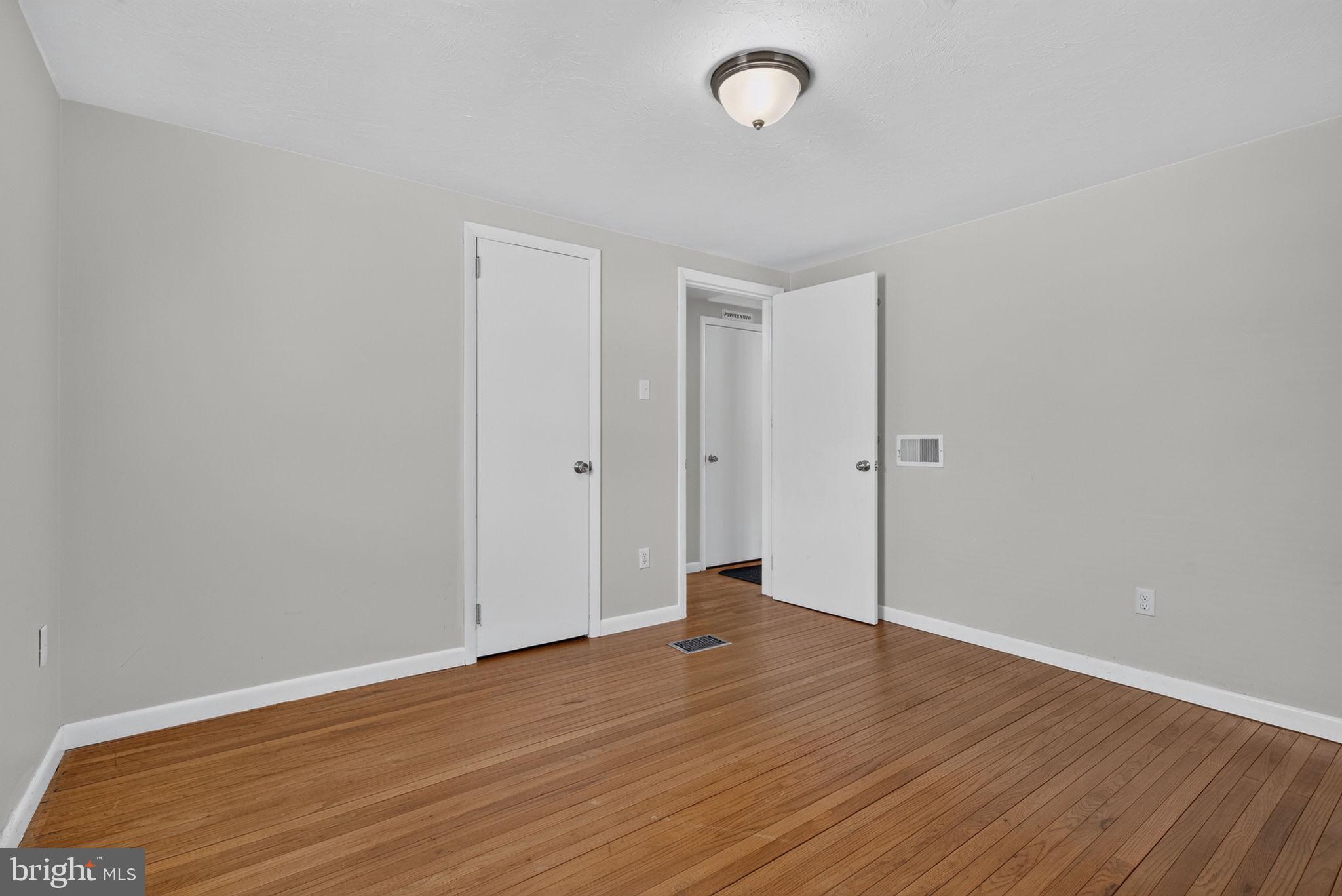 2725 Oakland Road Dover, PA 17315 - Photo 20 of 33