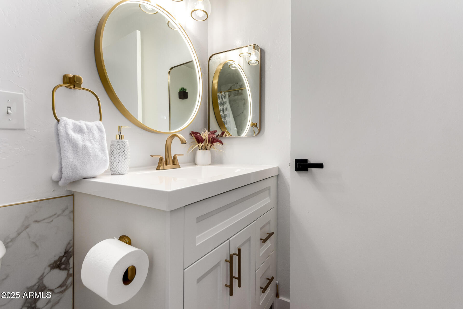 1207 East Northshore Drive, Unit 136 Tempe, AZ 85283 - Photo 16 of 49 a bathroom with a sink and a mirror